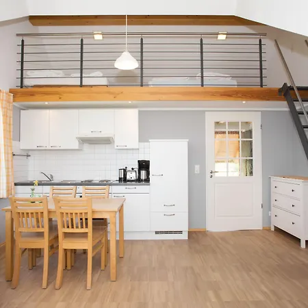 Gut Huegle Erlebnishof * 拉芬斯堡