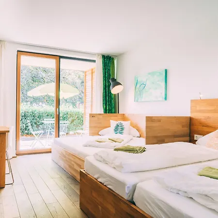 Gut Huegle Erlebnishof * 拉芬斯堡