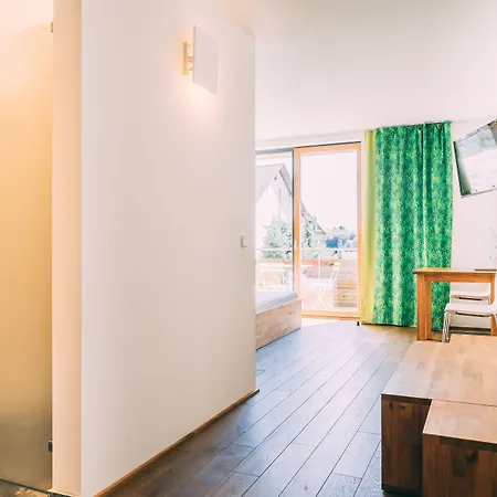 Gut Huegle Erlebnishof * 拉芬斯堡