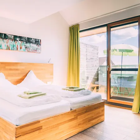 农家乐 Gut Huegle Erlebnishof 拉芬斯堡