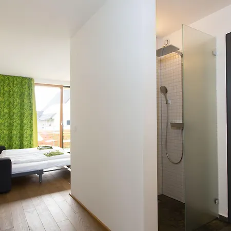 Gut Huegle Erlebnishof * 拉芬斯堡